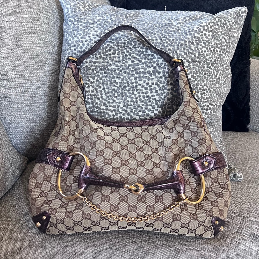 Gucci Beige GG Canvas Shoulder Bag with Gold Horsebit